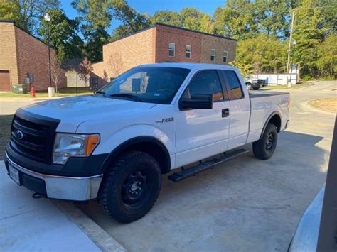 Extended cab, 4 doors, electric windows, very clean interior, radio/cd, AC. . Craigslist f150 for sale by owner